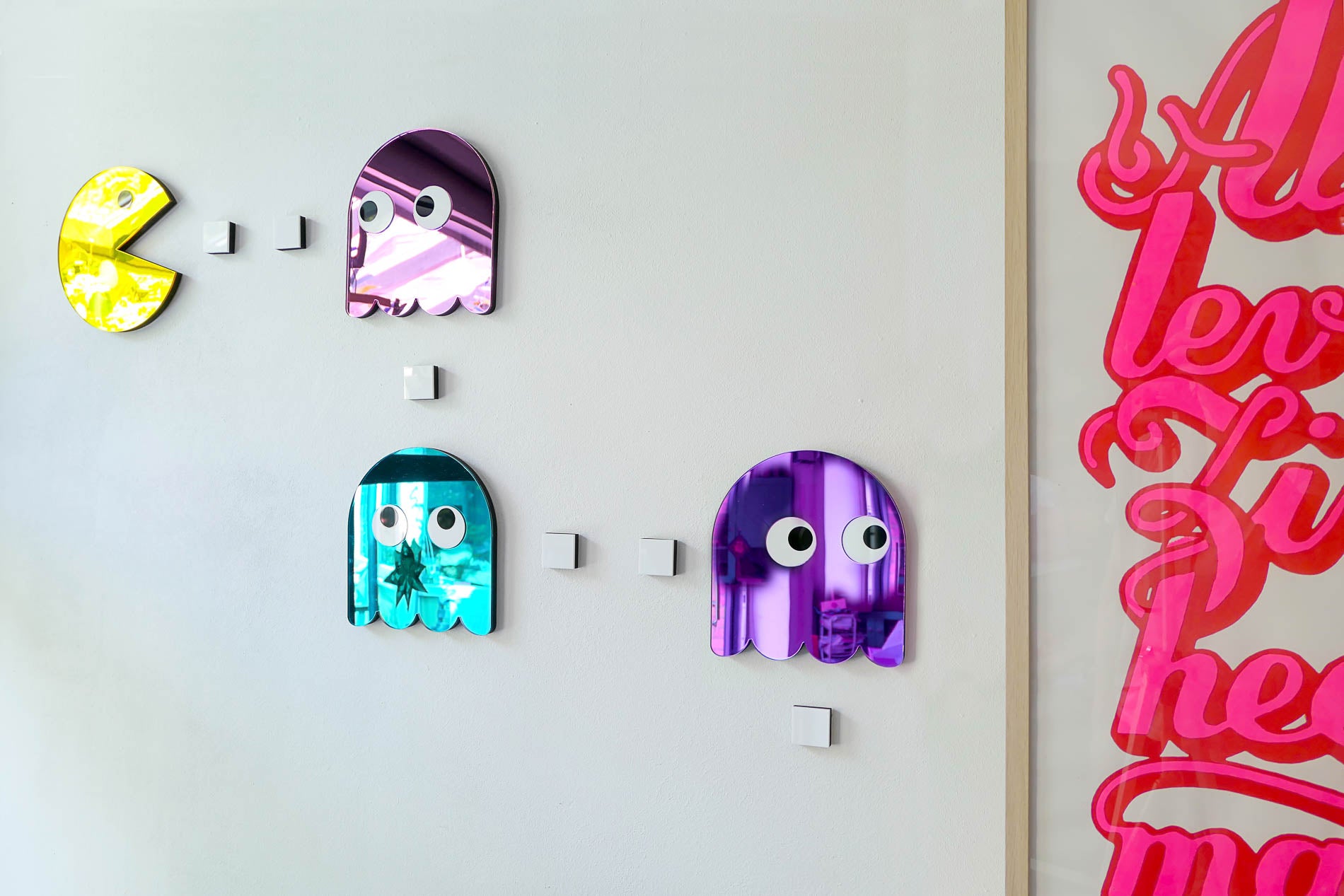 Mirror Shape Pac Man