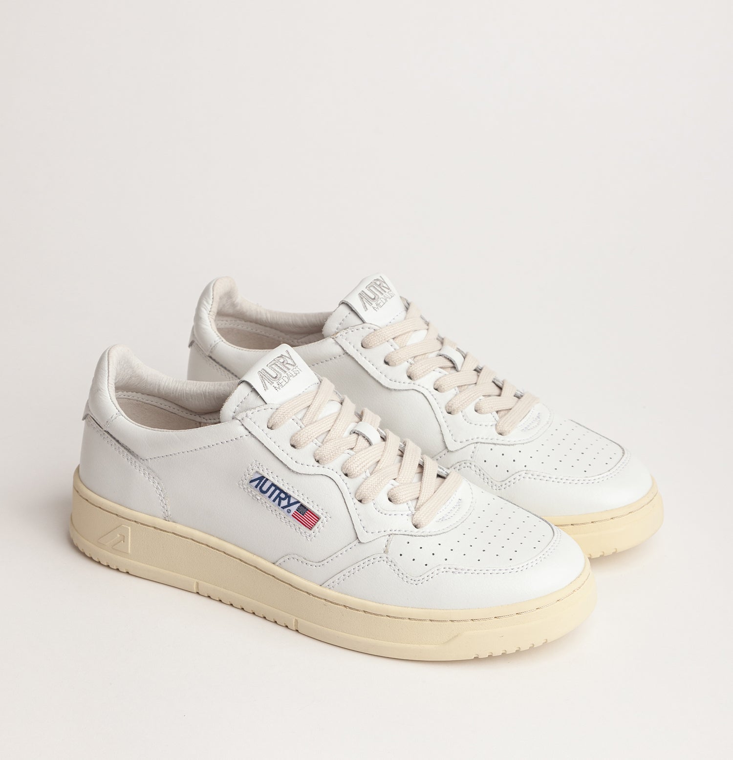 AUTRY Men Medalist LL15  - Leder weiß