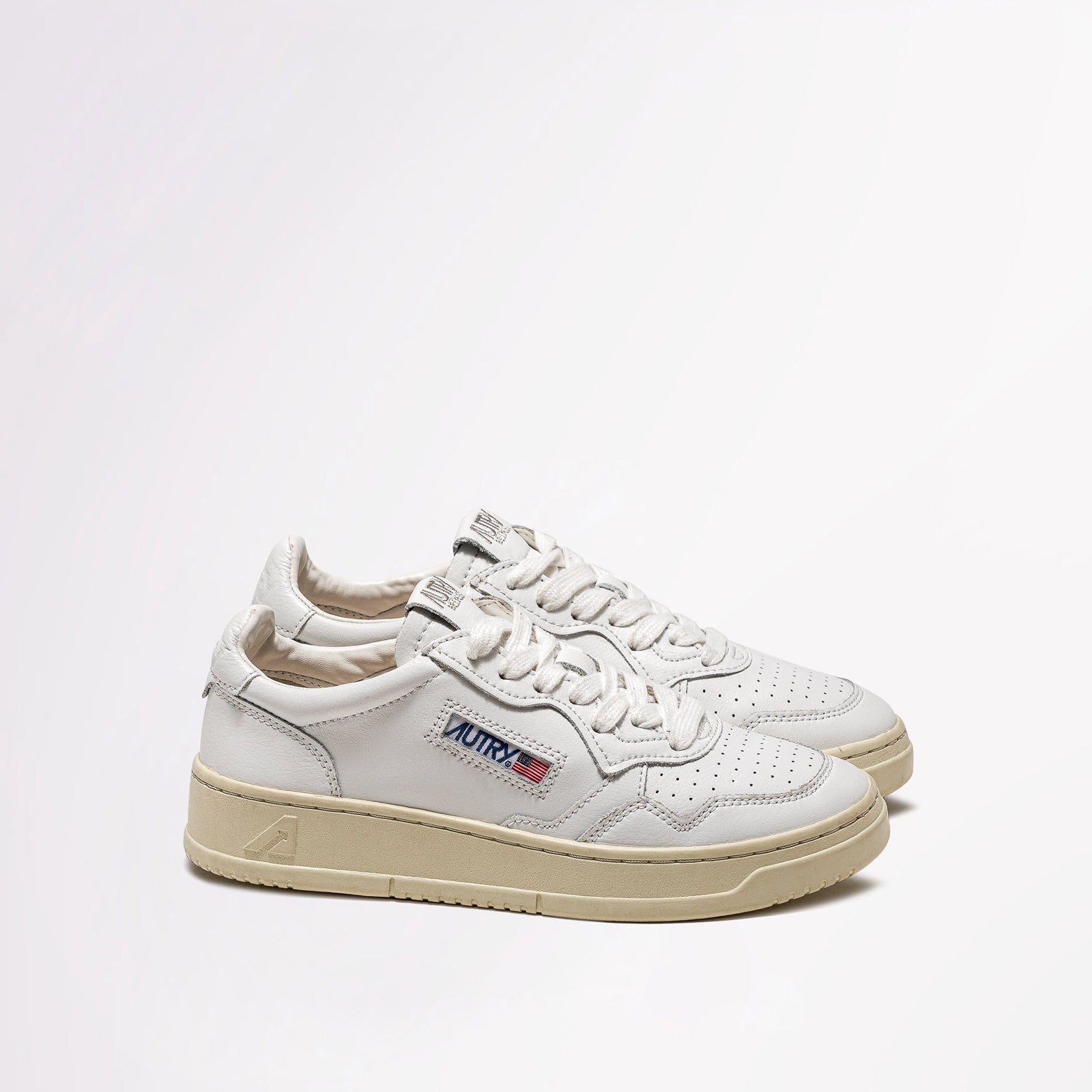 AUTRY Women Medalist SR01 - Goat/Shearling weiß