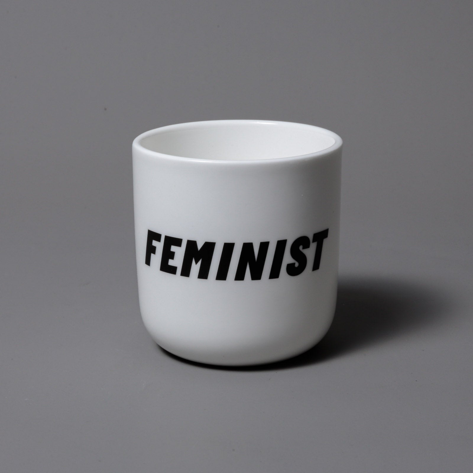 PLTY Becher FEMINIST
