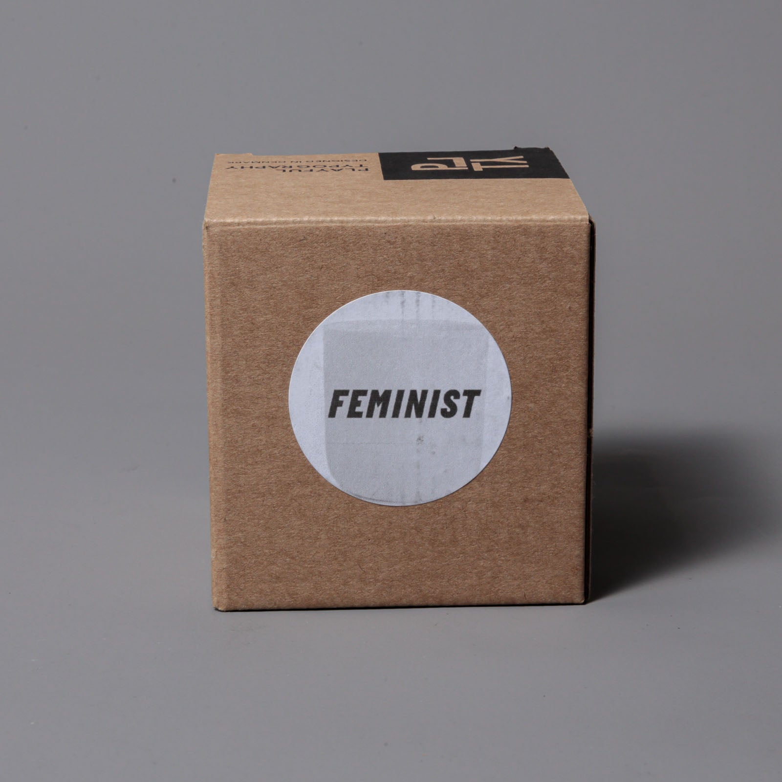PLTY Becher FEMINIST